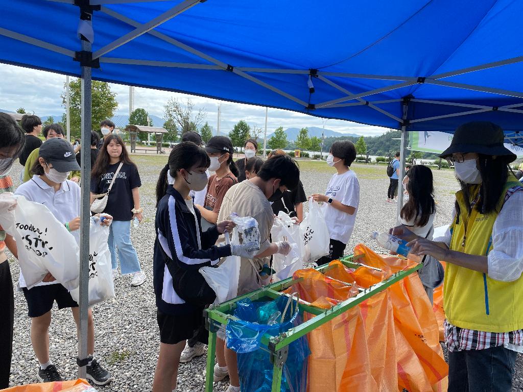 보도자료 사진1- 줍깅마을놀이터.jpg